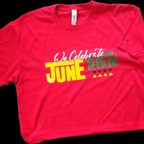 JUNETEENTH Crop tshirt - Picture 2 of 3